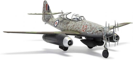 Airfix A04062 Messerschmitt Me262-B1a Classic Kit - Image 4