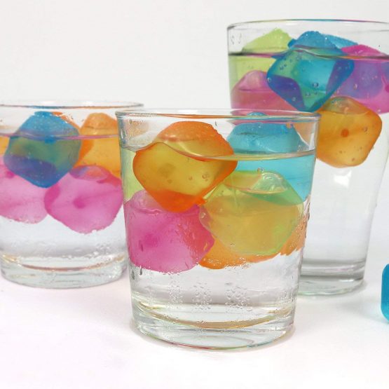 Invero 60x Pack of Reusable Fast Freeze Water Filled Ice Cubes - Ideal for Summer BBQ’s, Garden Parties or General Use - Image 2