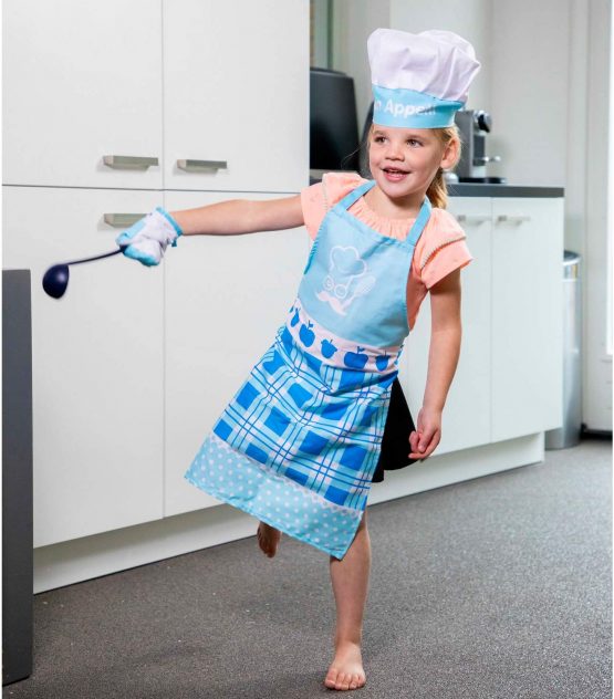 New Classic Toys 10681 Set Blue Incldued Apron, Chef's hat, Oven Mitt for Kids Cooking Simulation Educational Color Perception Toy for Preschool Age Toddlers Boys Girls - Image 4