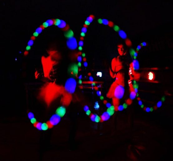 Flames 'N Games LED Poi - Glow Poi - Fast Strobe + Travel Bag! - Image 4