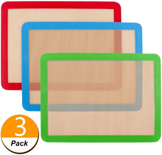 Silicone Baking Mat,NonStick Baking Mats (x3) Non-Slip Washable Reusable Heat Resistant, Non-Toxic, Flexible, Non-Stick, Easy to Clean Baking Sheet(16.5"x11")