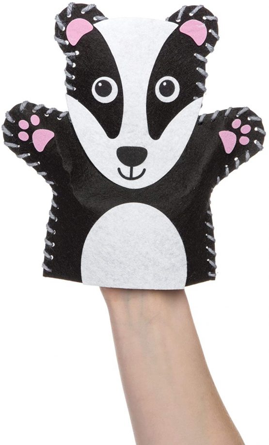 Baker Ross AR637 Woodland Animal Hand Puppet Sewing Kits (Pack of 4) for Kids Arts and Crafts - Image 4