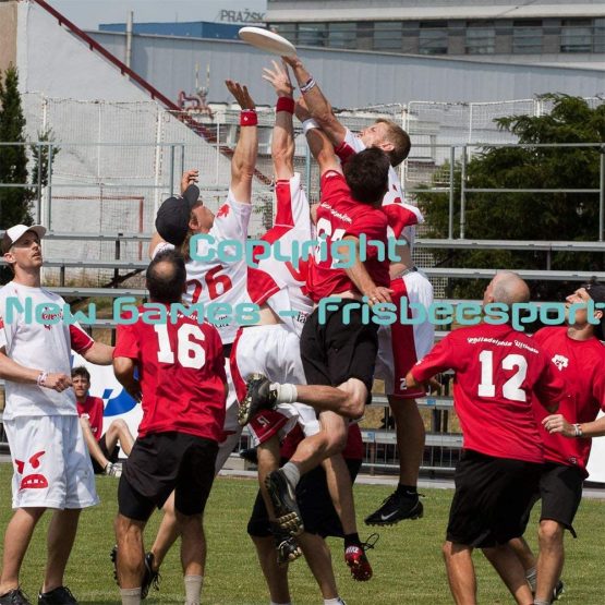 Eurodisc Ultimate Frisbee competition disc SPRING, flies straight & stable over 100 meter - Image 2