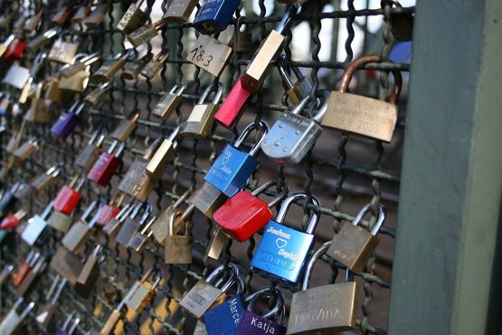ABUS Aluminium Padlock 72/40 yellow, 43603 - Image 3