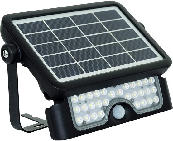 Luceco LEXSF6B40-01 LED Solar Guardian PIR Floodlight 550LM IP65 4000K Black, 5 W