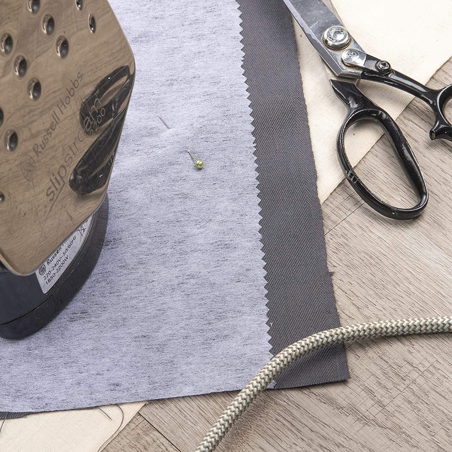 Iron On/Fusible Interfacing Fabric - Light Weight 75cm Wide - 2 Metres - White (Non-Woven), Light 75cm Wide x 2 metres - Image 4
