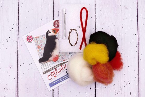 Atlantic Puffin Needle Felting Kit Containing 100% British Wool, Felting Needles, High Density Felting Sponge, Pipe Cleaners, Wire, Nylon, Glass Eyes and Clear Colour Instructions - Image 3