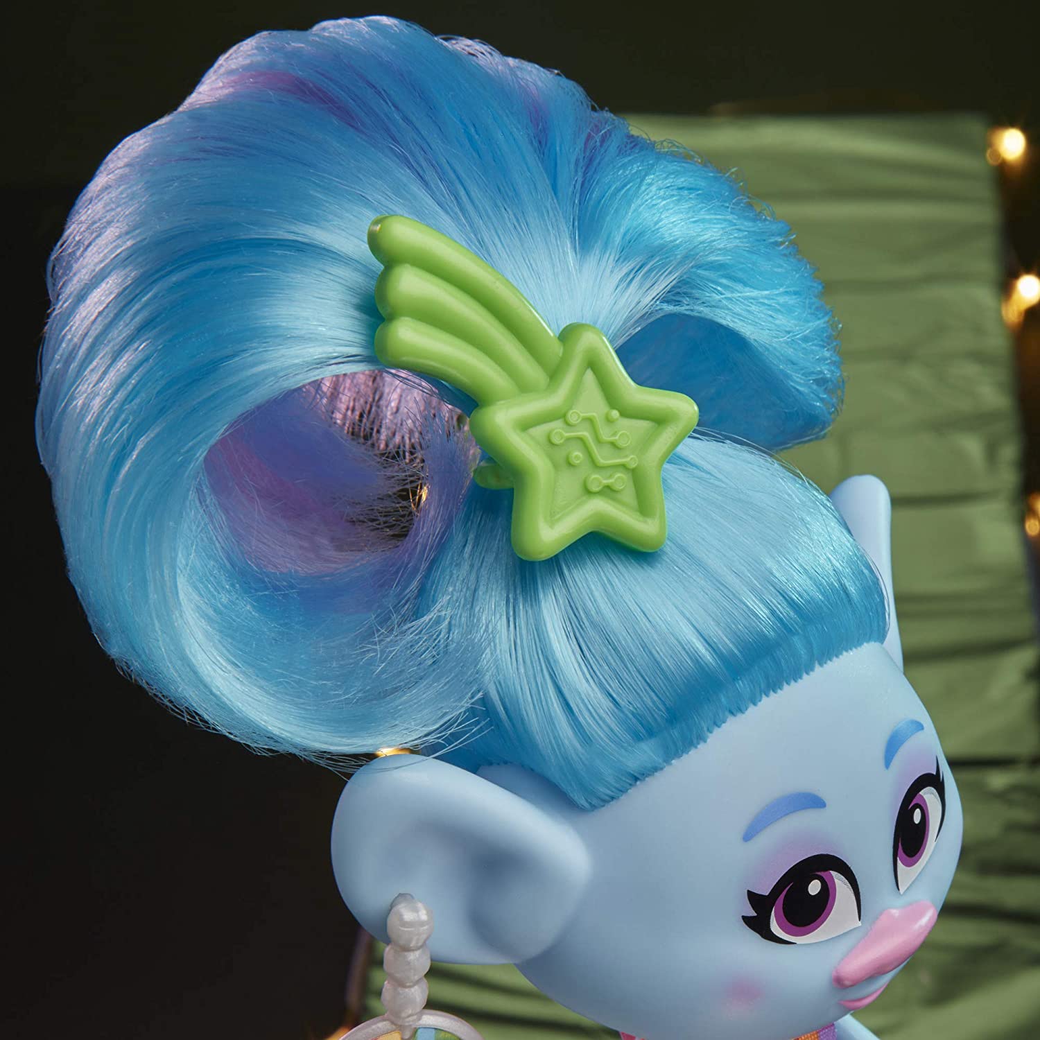 DreamWorks Trolls Glam Chenille Fashion Doll with Dress, Shoes, and More, Inspired by Trolls World Tour, Toy for Girl 4 Years and Up - Image 4
