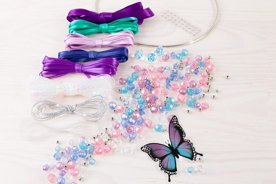Make It Real – DIY Dreamcatcher.  Make Your Own Dream Catcher Arts and Crafts Kit for Tween Girls.  Includes Dream Catcher Hoop, Strings and Ribbons, Beads, Butterfly Pin and More - Image 4