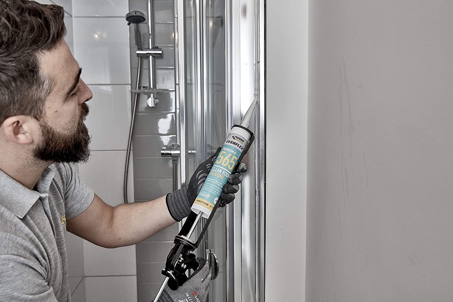 Everbuild Everflex 565 Premium+ Clean Room Silicone Sealant - Mould And Bacteria Resistant - White - 295ml - Image 2