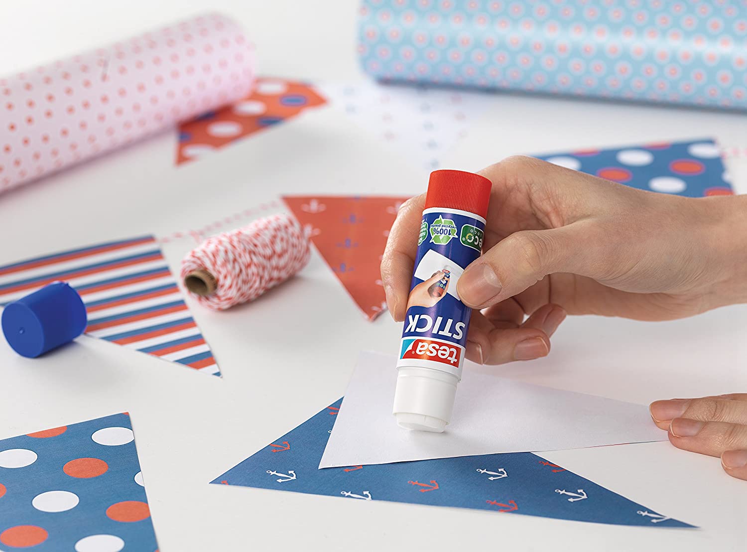 tesa UK 4 x 20 g Glue Stick ecoLogo, Solvent-Free and Washable, Blue, 4 x 20g - Image 4