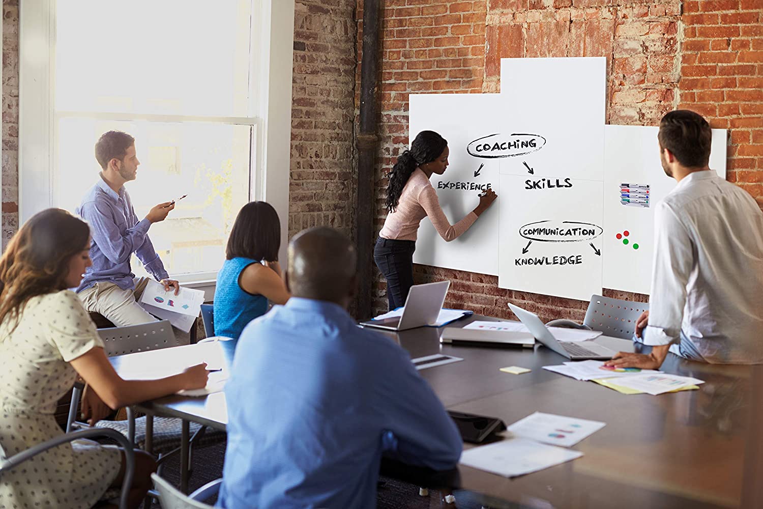 Legamaster Board-Up Whiteboard, White, 75 x 75 cm, Frameless Magnetic Board Made of Lacquered Steel Including Wall Mount - Image 4