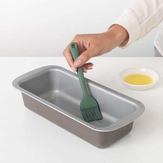 Brabantia Tasty+ Bake & Mix - Silicone Pastry Brush for Buttering, Glazing, Spreading, Basting (Fir Green) Non-Stick, Heat-Resistant, Dishwasher Safe - Image 4