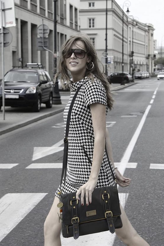 Catwalk Collection Handbags - Women's Leather Cross Body Bag - ABBEY ROAD - Image 2