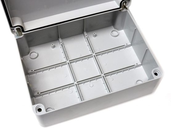 Junction Box with hinged lid Cover Door 240mm x 190mm x 90mm Waterproof IP56 PVC Plastic Adaptable Enclosure Outdoor Lighting Cable Electrics Connection - Image 3