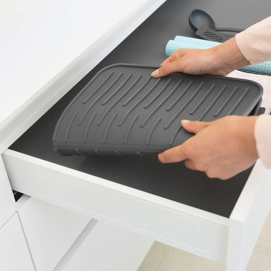 Brabantia 117442 Silicone Dish Drying Mat, Dishwasher Safe, Dark Grey - Image 3