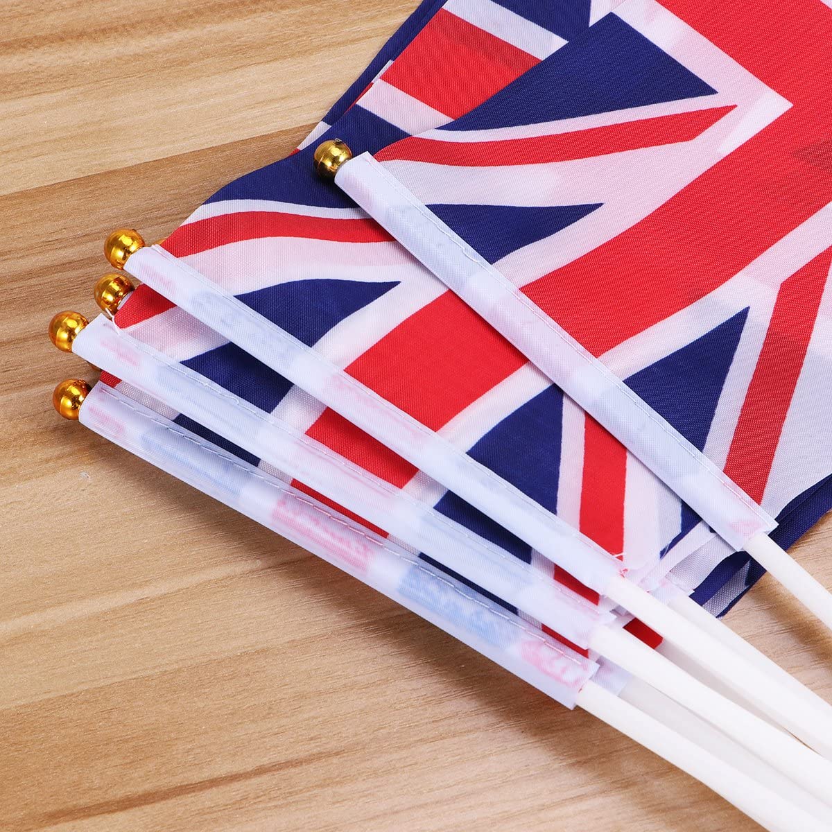 TOYMYTOY 100 Pcs United Kingdom Hand Waving Flag Royal Jubilee UK GB Great Britain Flags - Image 4