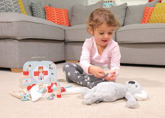 Indigo Jamm Little Doctors Set Wooden Toy, Role Play Toy Designed For Children Aged 18 Months +| Doctor's Medical Play Set Kit | Kids Pretend Play Role Play For Boys And Girls - Image 4