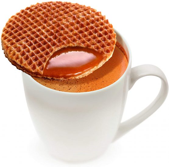 Daelmans Stroopwafel Tin | Caramel Stroopwaffles - 330 g per tin - Blue or Orange | Warm it up on Your Cup - Great Small Gift for Friends, Family & Colleagues (Blue, 1 Tin) - Image 4