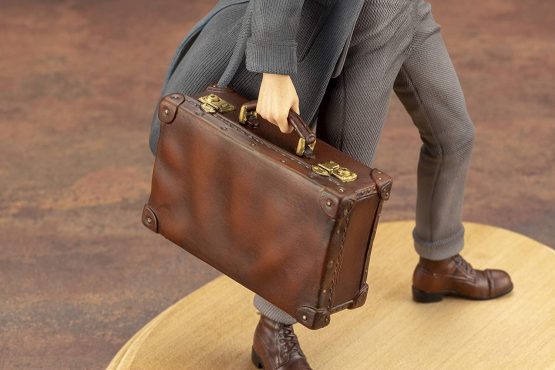 FANTASTIC BEASTS Crimes Of Grindewald Newt Scamander Artfx+ - Image 3