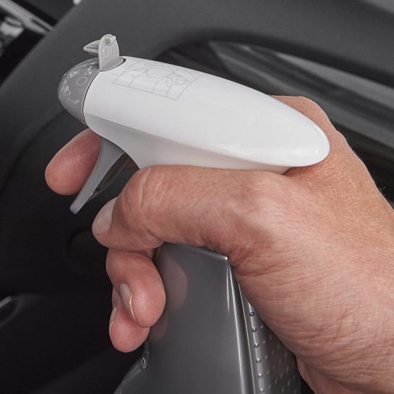 SONAX XTREME INTERIOR CLEANER (500 ml) - For hygienic cleanliness in the car's interior and in the household. Eliminates unpleasant odours. - Item-No. 02221000-544 - Image 3