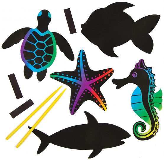 Baker Ross AG710 Sealife Scratch Art Magnets (Pack of 12), Black