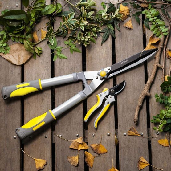 Jardineer 2pcs Garden Shears, Hedge Shears for Trimming Shrubs and Pruning Shears for Cutting Branches, Heavy Duty Garden Tools - Image 3