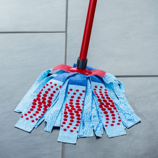 Vileda SuperMocio 3Action XL Compact Mop with Extra Refill, Red/Blue, 12 x 11 x 48 cm - Image 4