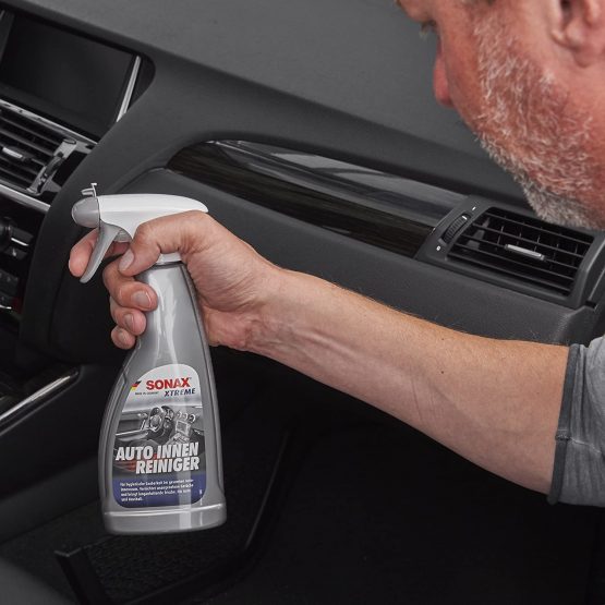 SONAX XTREME INTERIOR CLEANER (500 ml) - For hygienic cleanliness in the car's interior and in the household. Eliminates unpleasant odours. - Item-No. 02221000-544 - Image 2