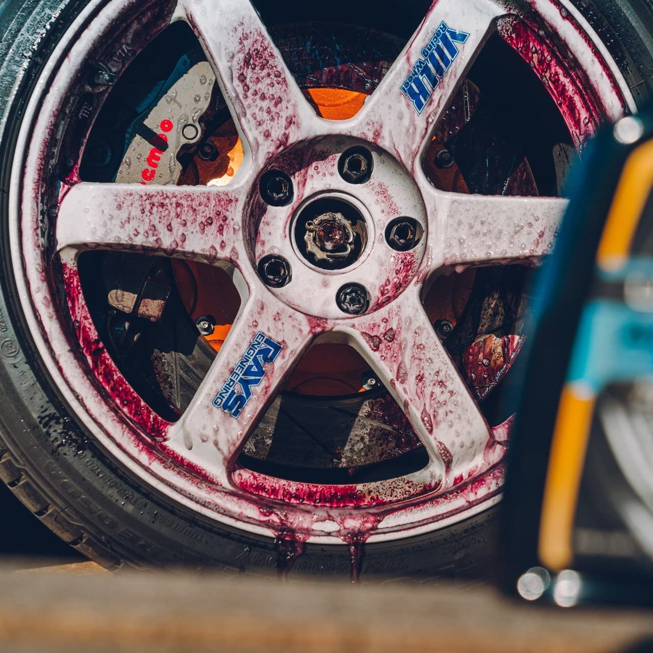 Meguiar's G180124EU Ultimate All Wheel Cleaner Iron Remover 709ml, Changes colour as it cleans! - Image 3