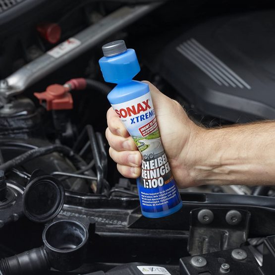 XTREME CLEAR VIEW 1:100 (250 ml) - Highly effective concentrate for the windscreen washer during summer. Compatible with paintwork, rubber and plastics. | Item-No. 02711410-544 - Image 3