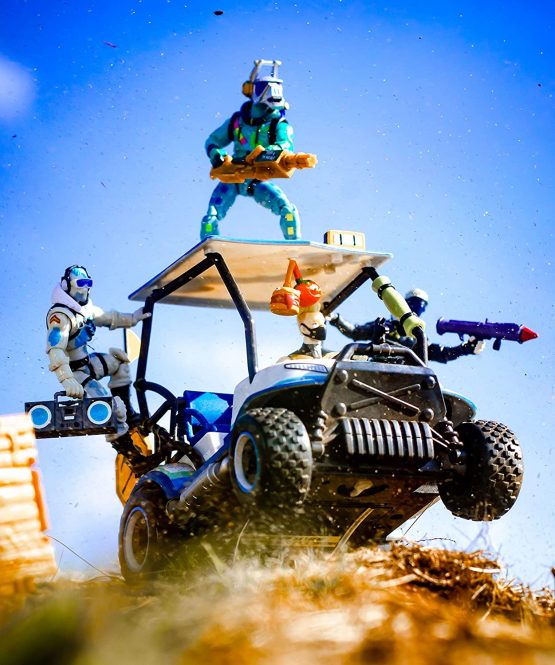 Fortnite FNT0118 ATK Vehicle with Figure (RC) - Image 4