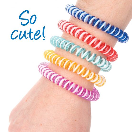 Baker Ross AV155 Candy Stripe Spiral Bracelets for Children to Wear Perfect Toy Party Bag Stuffers or Gifts for Kids, Assorted, (Pack of 8) - Image 3