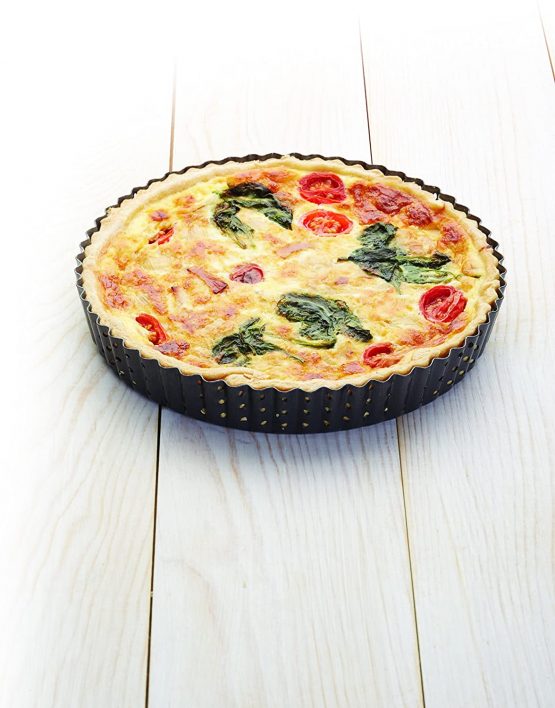MasterClass KCMCCB37 Crusty Bake 23 cm Perforated Quiche Tin with PFOA Free Non Stick and Loose Bottom, Fluted, Robust 1 mm Carbon Steel , Grey - Image 2