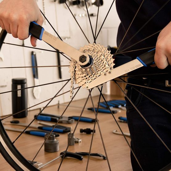 BBB Cycling Turntable Bike Sprocket Remover/Chain Whip Tool 7, 8, 9, 10, 11-Speeds BTL-11 - Image 3