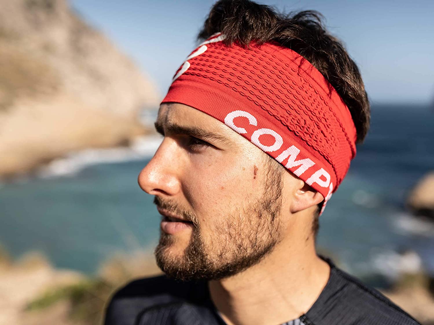 COMPRESSPORT Unisex Headband on/Off Cinta antitranspiracion de correr, Red, Talla Unica UK, Unique Size - Image 3