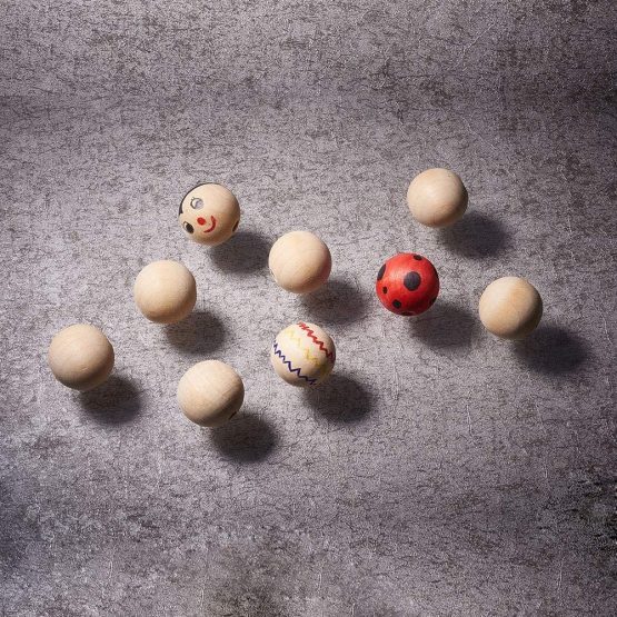 PandaHall Elite 50pcs Wooden Beads, Natural Round Wood Beads Unfinished Large Hole Wood Spacer Beads for Crafts DIY Handmade Decorations Bracelet Dreamcatcher Making, 30mm - Image 4