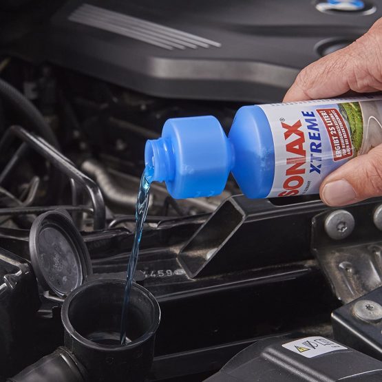 XTREME CLEAR VIEW 1:100 (250 ml) - Highly effective concentrate for the windscreen washer during summer. Compatible with paintwork, rubber and plastics. | Item-No. 02711410-544 - Image 4