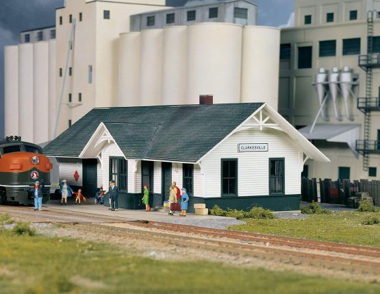 Walthers, Inc. Clarkesville Depot Kit, 5-1/4 X 2 X 1-7/8" 13.3 X 5 X 4.7cm