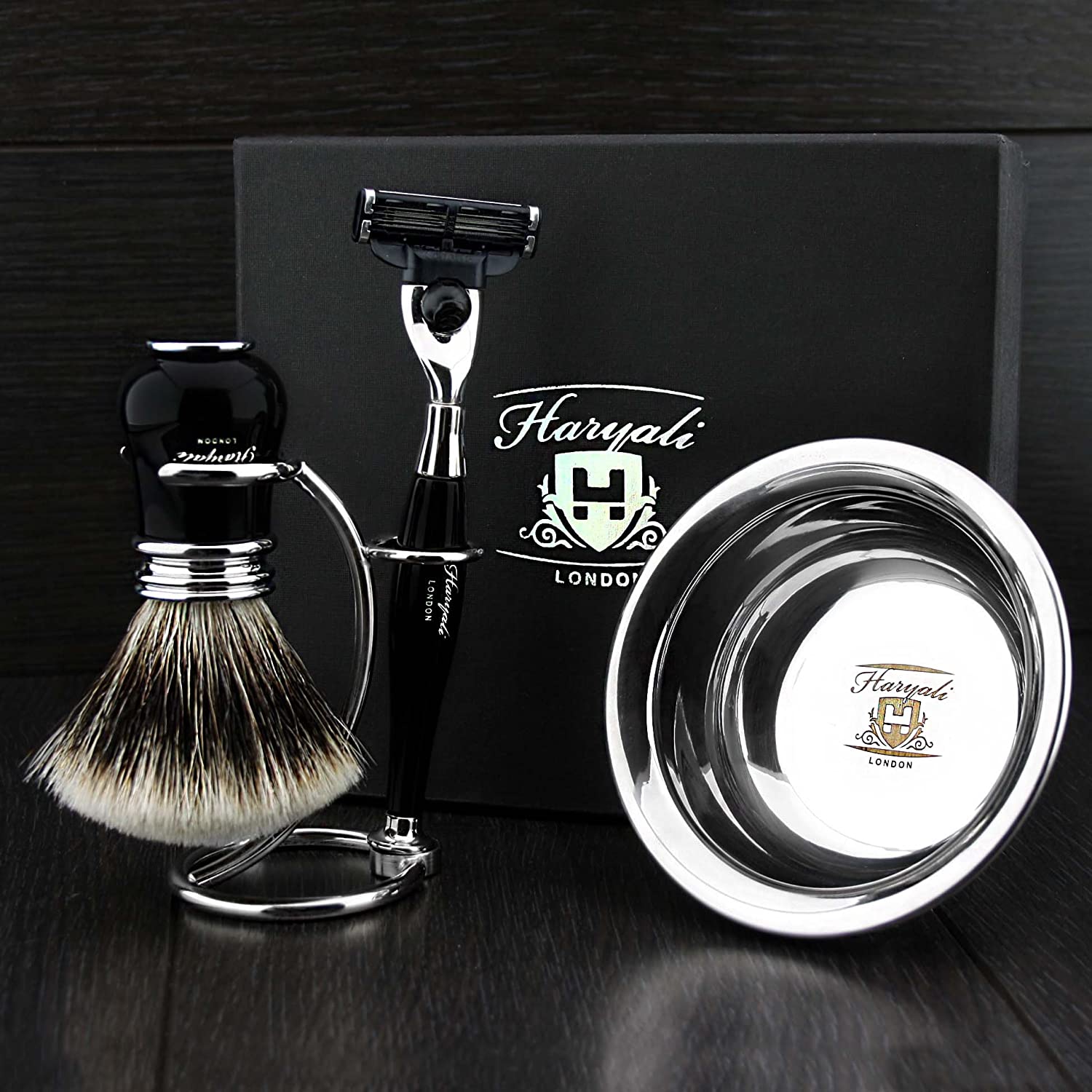 Men's Shaving Set including Black 3 Edge Cartridge Razor, Sliver Tip Badger Hair Brush