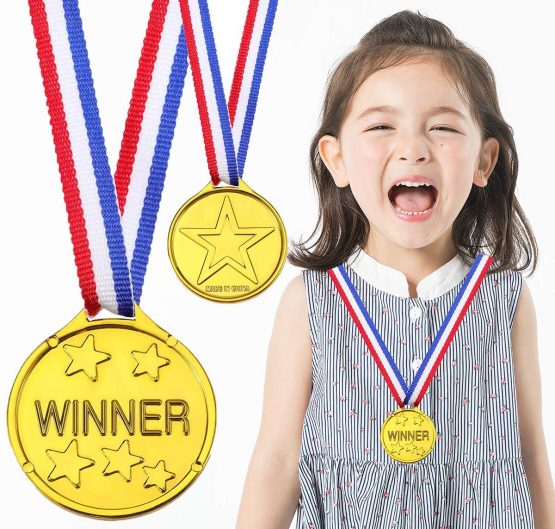 Bemomo 100 Pieces Medals for Children Winners Plastic Medals Kids Party