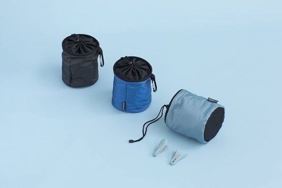 Brabantia Premium Clothes Peg Bag (Assorted Colours) Drawstring Closure, Hanging Snap Hook, Durable Material (Colour Selected at Random) - Image 2