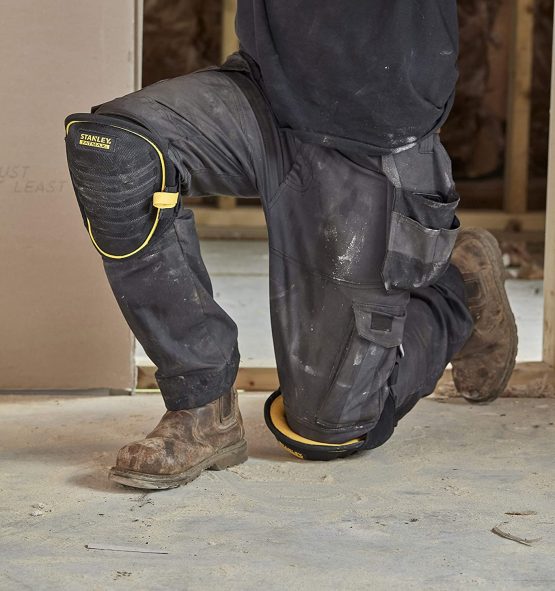 Stanley Fatmax FMST82959-1 FATMAX Gel kneepads, Black & Yellow, One Size (Adjustable) - Image 4