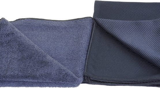 Glart 4432K Set of 2 Microfibre Cloths for Glass Cleaning, Special Fishskin Cloth 60 x 40 cm and Drying Cloth 32 x 32 cm, Shiny Windows, Car Cleaning Equipment - Image 3