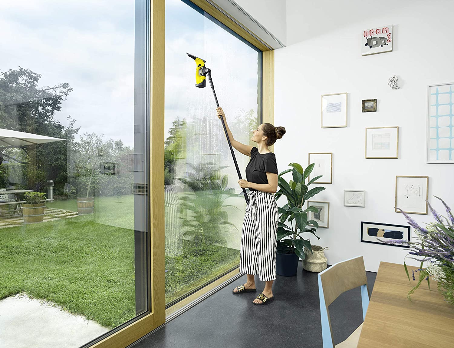 Kärcher 26331440 Window Vacuum Extension Set, Black, 150 x 250 x 1170 - Image 3