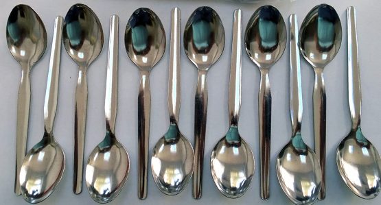 Pack of 12, High Quality Polished Stainless Steel Teaspoonsdard 5mls Size