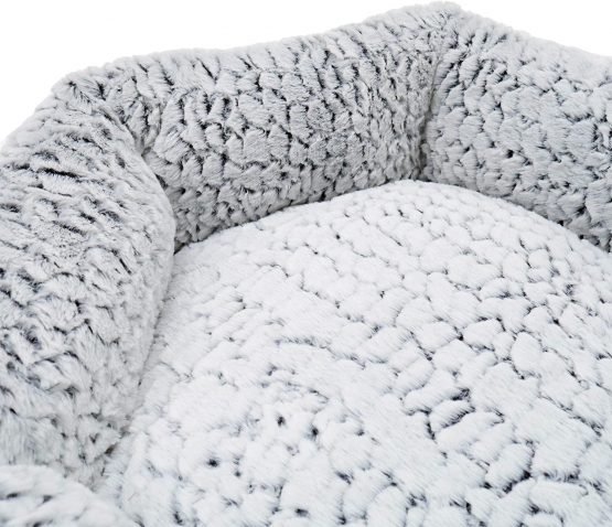 LUXURY FLEECE LINED PLUSH BED 64CM - Image 4