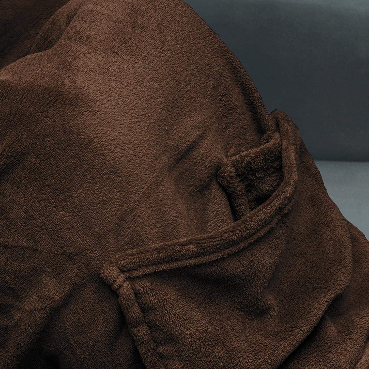 CelinaTex TV Blanket, Brown, 170 x 200 cm - Image 3