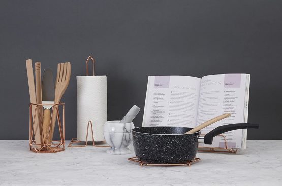 Premier Housewares 507559 Vertex Kitchen Roll Holder - Copper Plated , 15 x 15 x 31 cm - Image 3