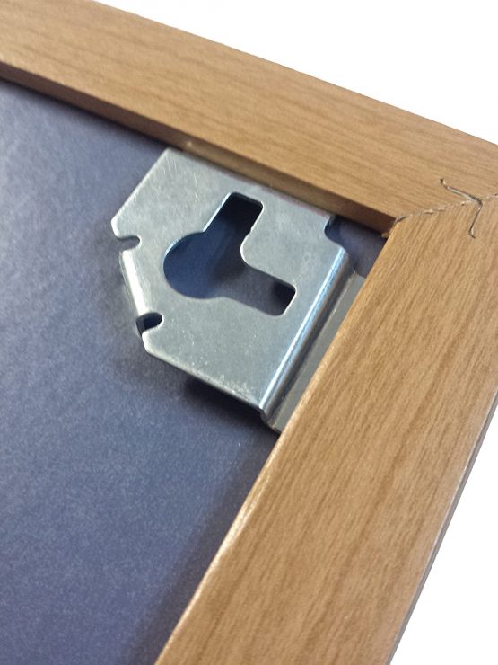 45cm x 30cm Heavy Duty Magnetic Chalk Blackboard Wooden Framed Memo Board & Fixings - Image 2